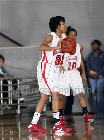 Thumbnail 2 in Bellaire vs. Nimitz (Texas 5A Region 3 Semifinal) photogallery.
