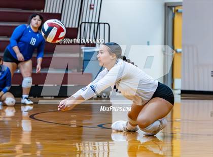 Thumbnail 2 in Lehman @ Rouse photogallery.