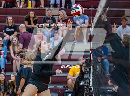 Thumbnail 2 in Lehman @ Rouse photogallery.