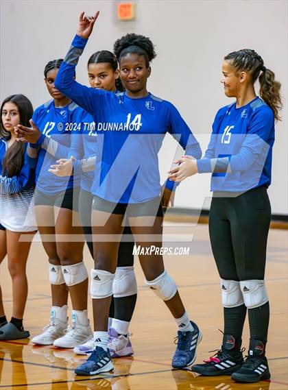 Thumbnail 3 in Lehman @ Rouse photogallery.