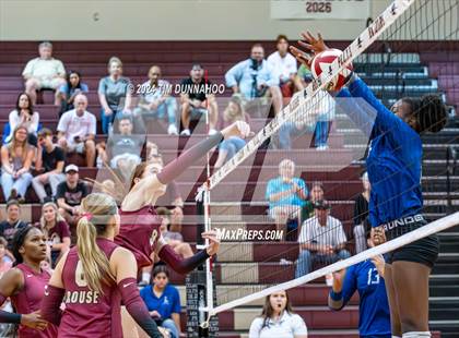 Thumbnail 1 in Lehman @ Rouse photogallery.