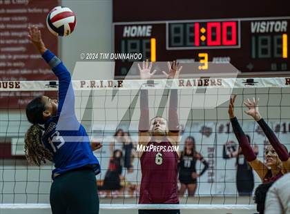 Thumbnail 2 in Lehman @ Rouse photogallery.