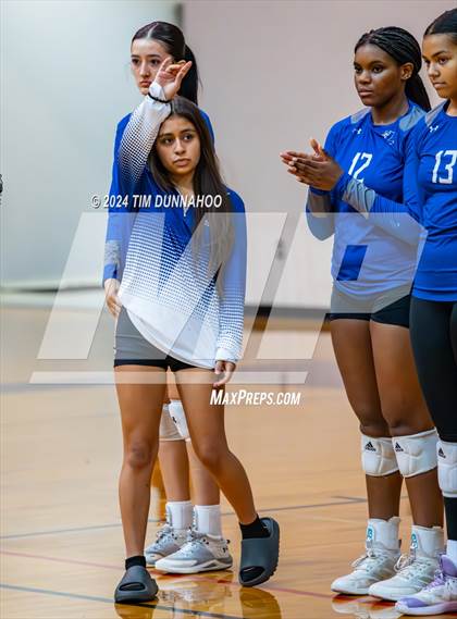 Thumbnail 2 in Lehman @ Rouse photogallery.