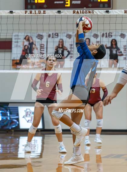Thumbnail 2 in Lehman @ Rouse photogallery.