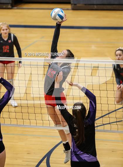 Thumbnail 3 in Snake River vs Weiser (3A state tournament) photogallery.