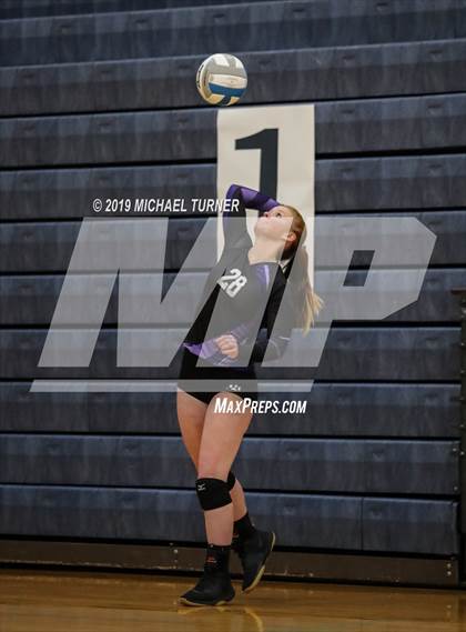 Thumbnail 3 in Snake River vs Weiser (3A state tournament) photogallery.