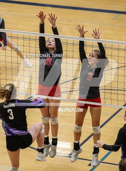 Thumbnail 1 in Snake River vs Weiser (3A state tournament) photogallery.