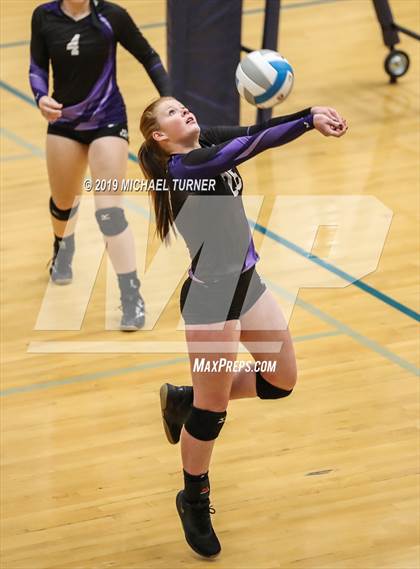 Thumbnail 3 in Snake River vs Weiser (3A state tournament) photogallery.