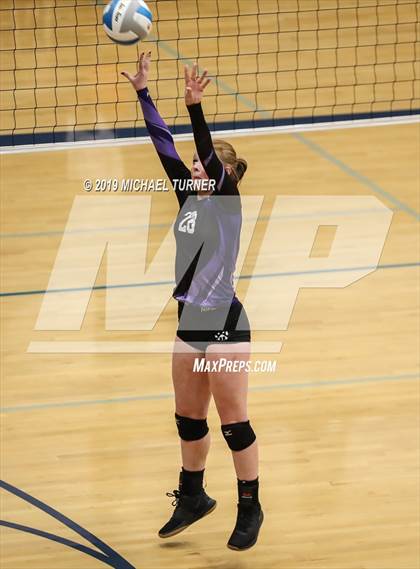 Thumbnail 1 in Snake River vs Weiser (3A state tournament) photogallery.