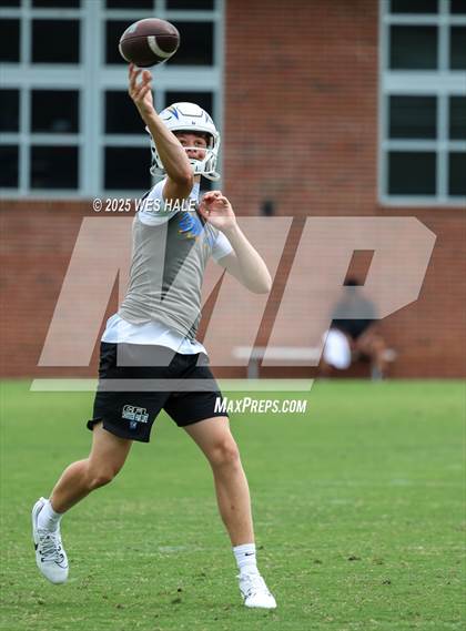 Thumbnail 2 in Riverdale vs Oxford (U of Memphis 7v7) photogallery.