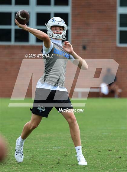 Thumbnail 1 in Riverdale vs Oxford (U of Memphis 7v7) photogallery.