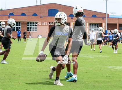 Thumbnail 2 in Riverdale vs Oxford (U of Memphis 7v7) photogallery.