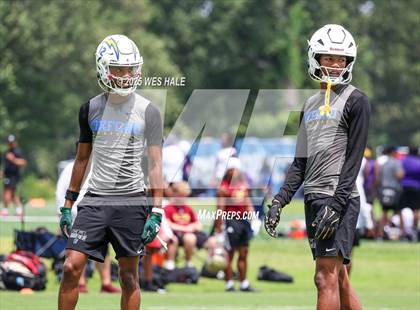 Thumbnail 2 in Riverdale vs Oxford (U of Memphis 7v7) photogallery.