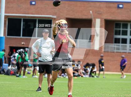 Thumbnail 3 in Riverdale vs Oxford (U of Memphis 7v7) photogallery.