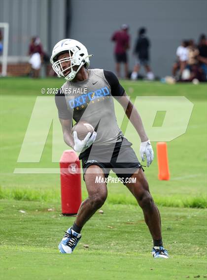 Thumbnail 3 in Riverdale vs Oxford (U of Memphis 7v7) photogallery.