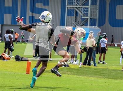 Thumbnail 1 in Riverdale vs Oxford (U of Memphis 7v7) photogallery.