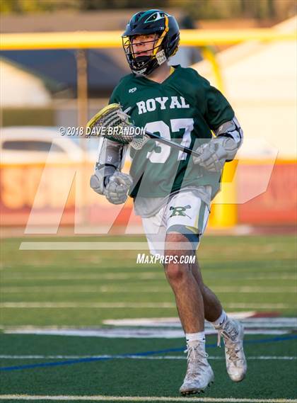 Thumbnail 3 in Royal @ Simi Valley photogallery.