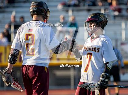 Thumbnail 2 in Royal @ Simi Valley photogallery.