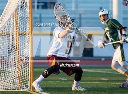 Thumbnail 3 in Royal @ Simi Valley photogallery.