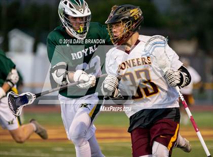 Thumbnail 1 in Royal @ Simi Valley photogallery.