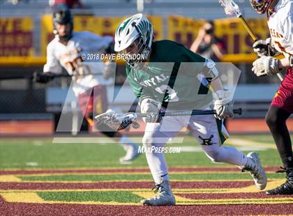 Thumbnail 3 in Royal @ Simi Valley photogallery.