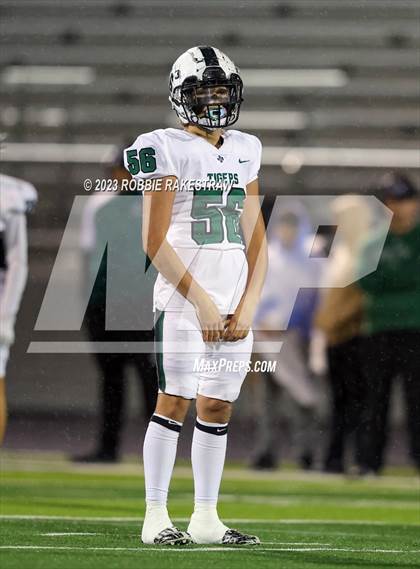 Thumbnail 1 in Blue Ridge vs. Scurry-Rosser (UIL 3A DII Bi-District Playoff) photogallery.
