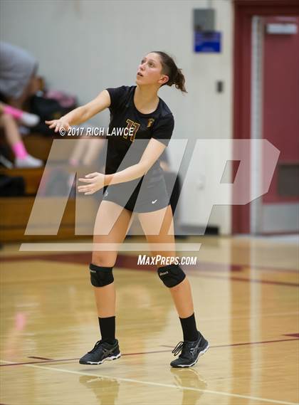 Thumbnail 1 in El Modena @ Esperanza photogallery.