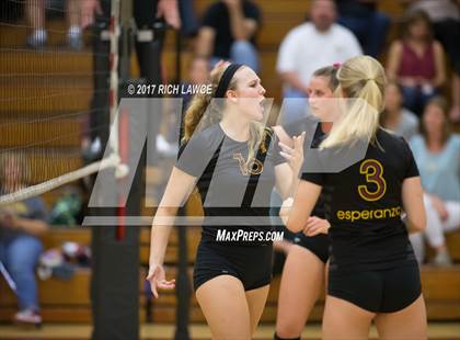 Thumbnail 1 in El Modena @ Esperanza photogallery.