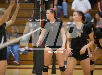 Thumbnail 3 in El Modena @ Esperanza photogallery.