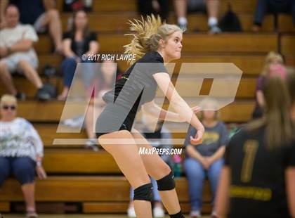 Thumbnail 2 in El Modena @ Esperanza photogallery.