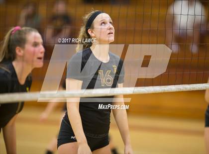Thumbnail 2 in El Modena @ Esperanza photogallery.