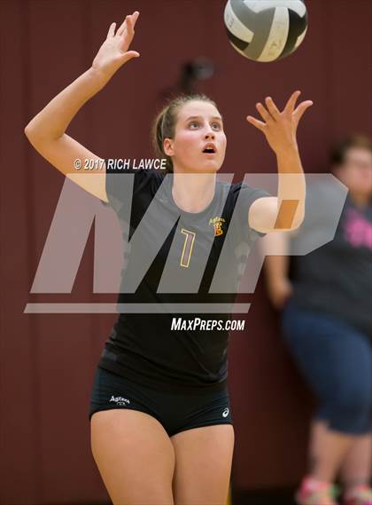 Thumbnail 3 in El Modena @ Esperanza photogallery.