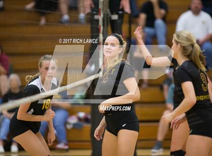 Thumbnail 2 in El Modena @ Esperanza photogallery.
