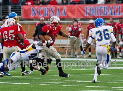 Thumbnail 2 in Garner Magnet vs. Page (NCHSAA 4AA Final) photogallery.