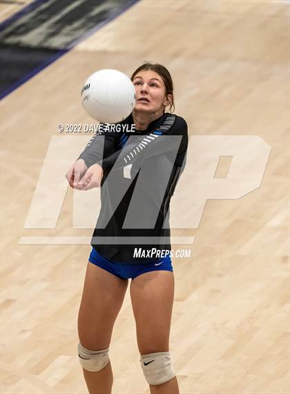 Thumbnail 2 in Skyline vs. Timberline photogallery.
