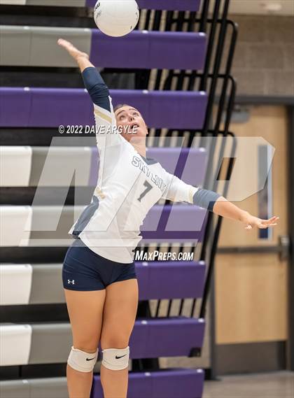Thumbnail 1 in Skyline vs. Timberline photogallery.
