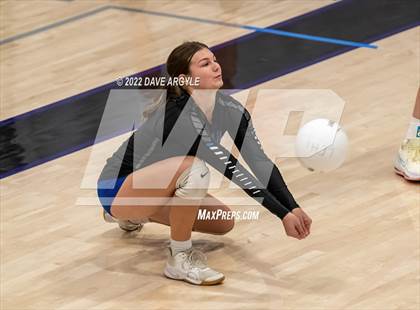 Thumbnail 2 in Skyline vs. Timberline photogallery.
