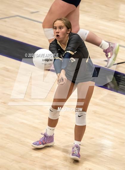 Thumbnail 1 in Skyline vs. Timberline photogallery.