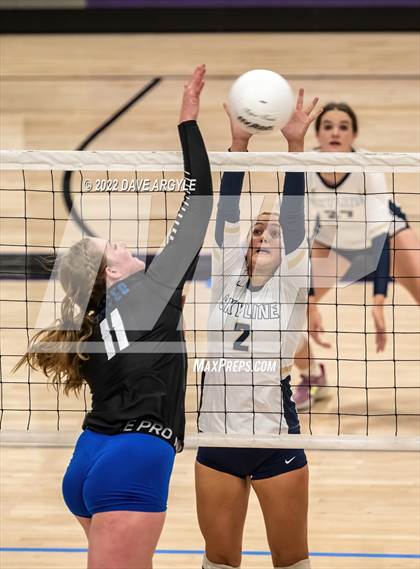 Thumbnail 1 in Skyline vs. Timberline photogallery.