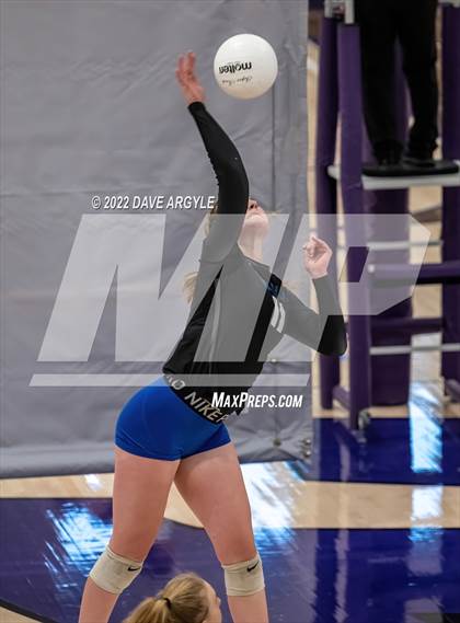 Thumbnail 1 in Skyline vs. Timberline photogallery.