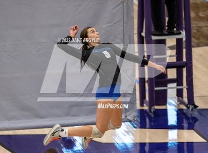 Thumbnail 2 in Skyline vs. Timberline photogallery.