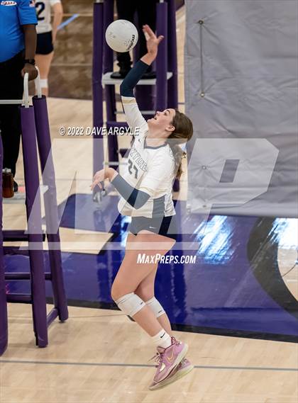 Thumbnail 1 in Skyline vs. Timberline photogallery.