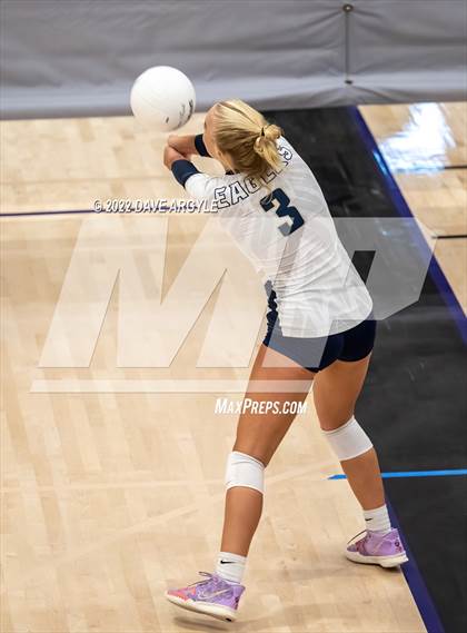 Thumbnail 2 in Skyline vs. Timberline photogallery.