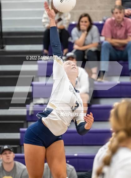 Thumbnail 1 in Skyline vs. Timberline photogallery.