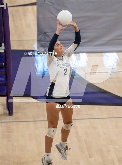 Thumbnail 3 in Skyline vs. Timberline photogallery.