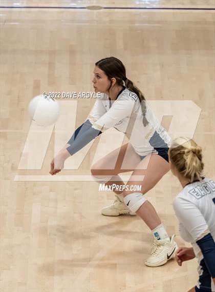 Thumbnail 2 in Skyline vs. Timberline photogallery.
