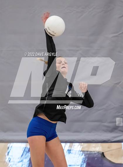 Thumbnail 1 in Skyline vs. Timberline photogallery.