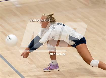 Thumbnail 2 in Skyline vs. Timberline photogallery.
