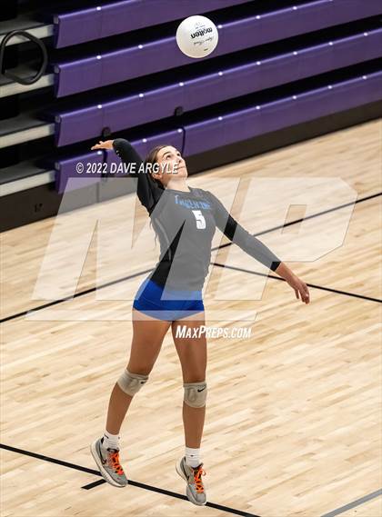 Thumbnail 3 in Skyline vs. Timberline photogallery.