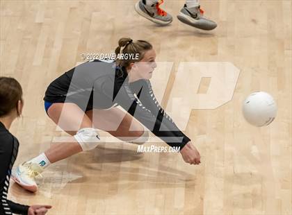 Thumbnail 2 in Skyline vs. Timberline photogallery.